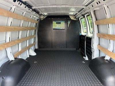 2025 GMC Savana Cargo Base