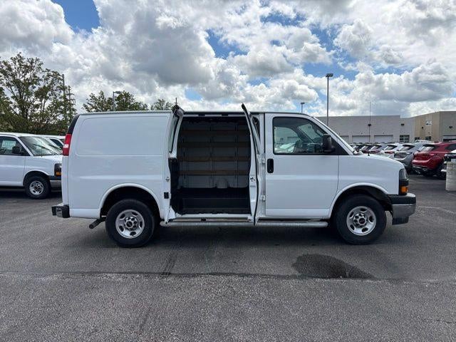 2024 GMC Savana Cargo 2500 Base