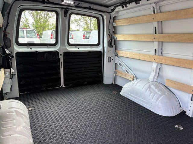 2024 GMC Savana Cargo 2500 Base