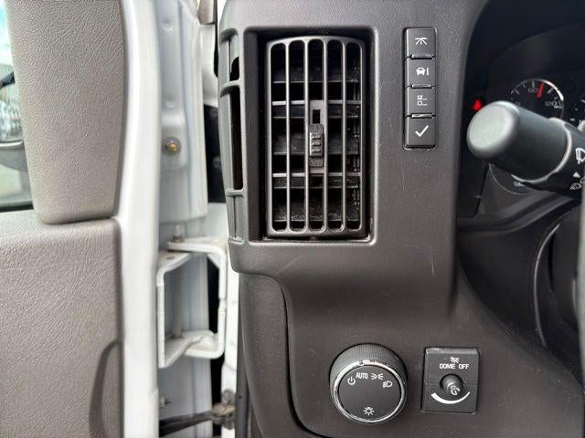 2024 GMC Savana Cargo 2500 Base