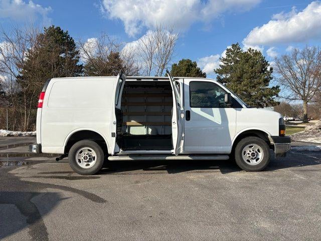 2024 GMC Savana Cargo 2500 Base