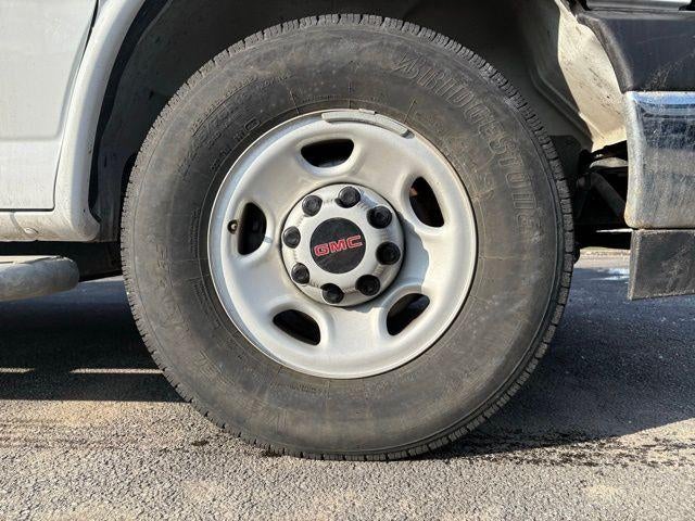 2024 GMC Savana Cargo 2500 Base