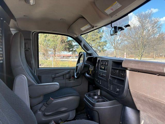 2024 GMC Savana Cargo 2500 Base