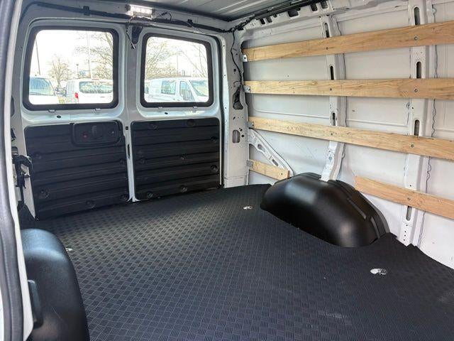 2024 GMC Savana Cargo 2500 Base