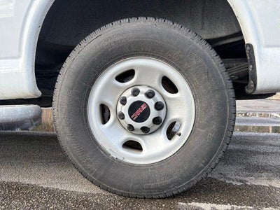 2024 GMC Savana Cargo 2500 Base