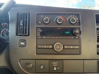 2024 GMC Savana Cargo 2500 Base