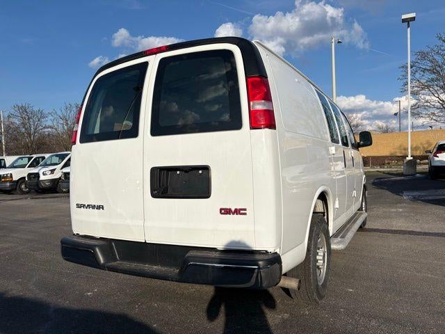 2024 GMC Savana Cargo 2500 Base