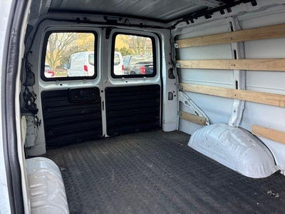 2024 GMC Savana Cargo 2500 Base