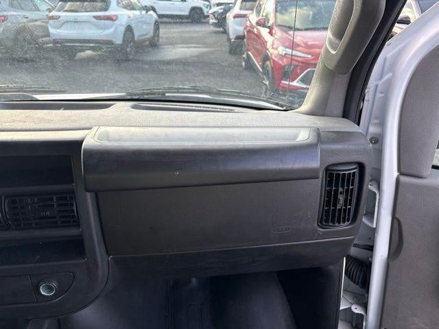 2024 GMC Savana Cargo 2500 Base