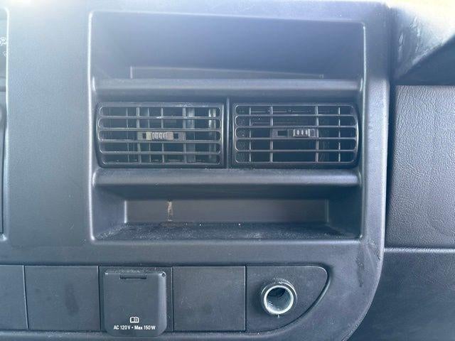 2024 GMC Savana Cargo 2500 Base