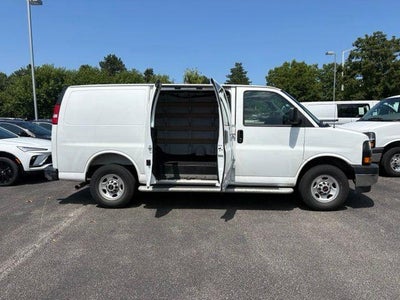 2025 GMC Savana Cargo Base