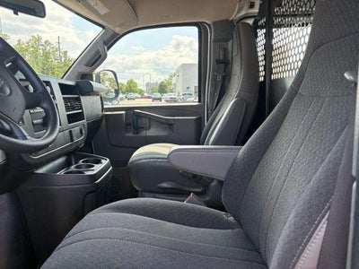 2025 GMC Savana Cargo Base