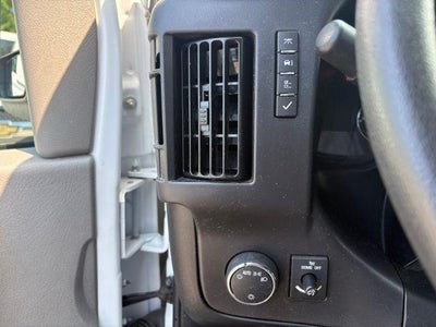 2025 GMC Savana Cargo Base