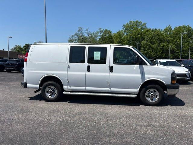 2024 GMC Savana Cargo 2500 Base