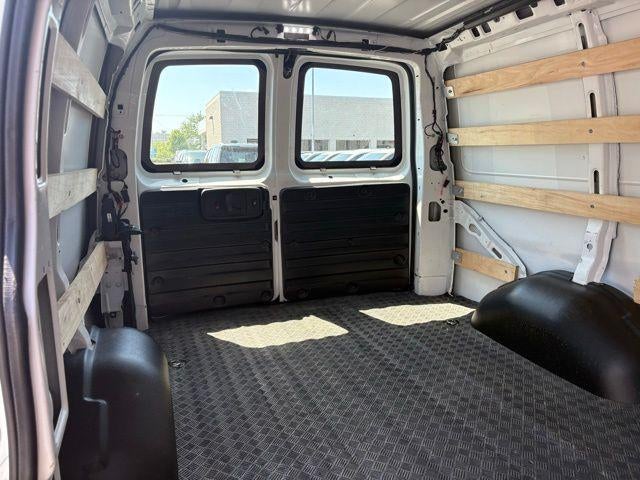 2024 GMC Savana Cargo 2500 Base