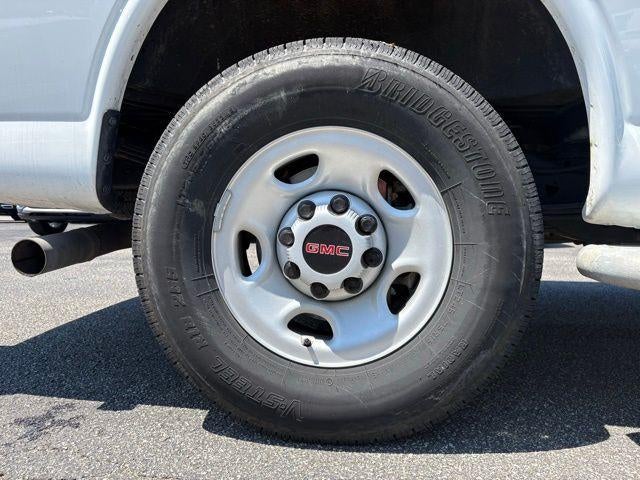 2024 GMC Savana Cargo 2500 Base