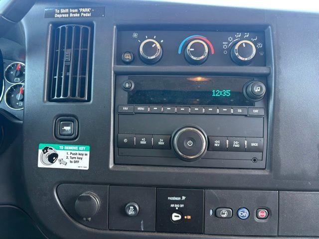 2024 GMC Savana Cargo 2500 Base