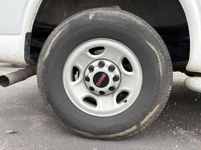 2024 GMC Savana Cargo 2500 Base