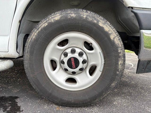 2024 GMC Savana Cargo 2500 Base