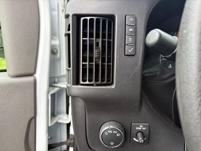 2024 GMC Savana Cargo 2500 Base