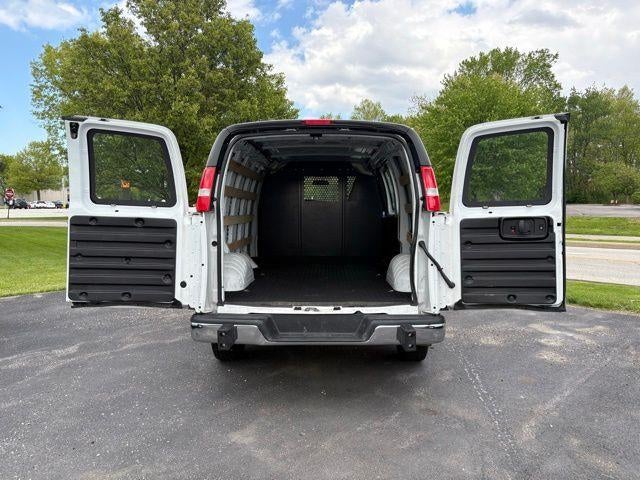2024 GMC Savana Cargo 2500 Base