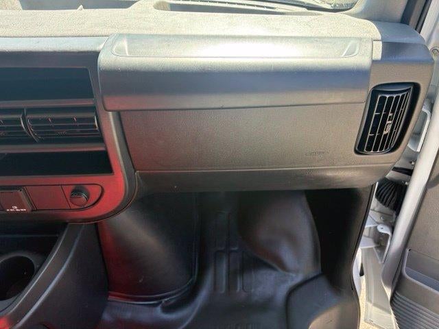 2025 GMC Savana Cargo Base