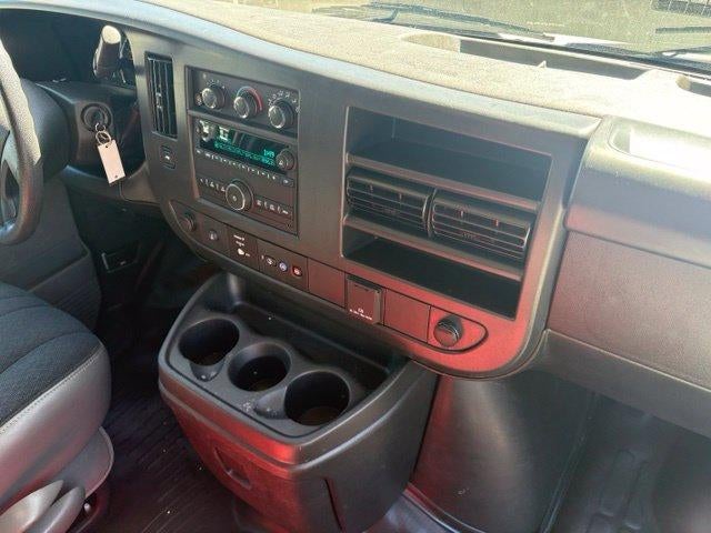 2025 GMC Savana Cargo Base