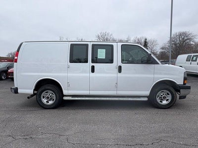 2024 GMC Savana Cargo 2500 Base