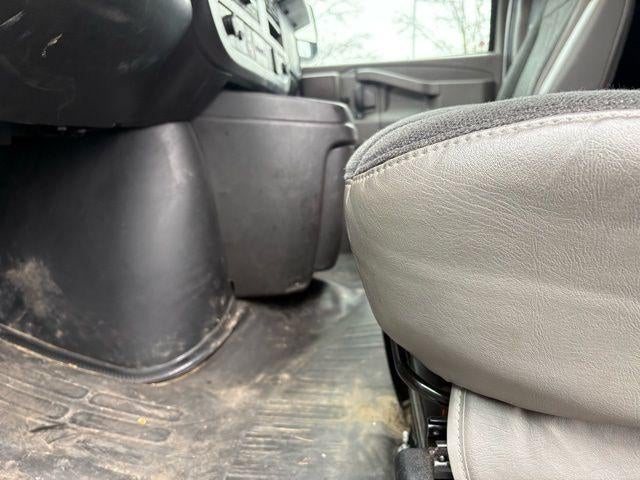 2024 GMC Savana Cargo 2500 Base