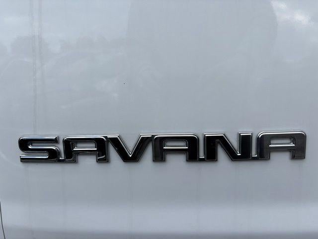 2024 GMC Savana Cargo 2500 Base