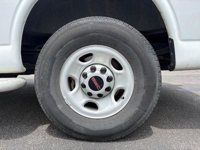 2024 GMC Savana Cargo 2500 Base