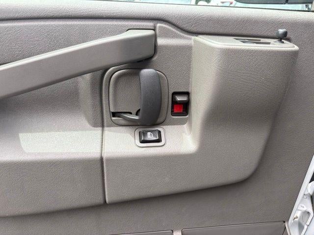 2024 GMC Savana Cargo 2500 Base