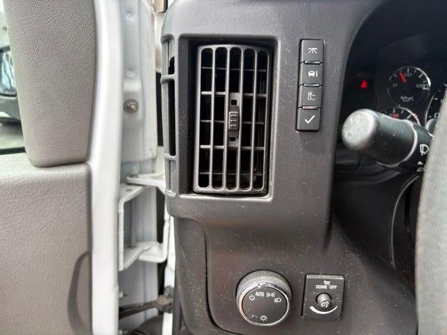 2024 GMC Savana Cargo 2500 Base
