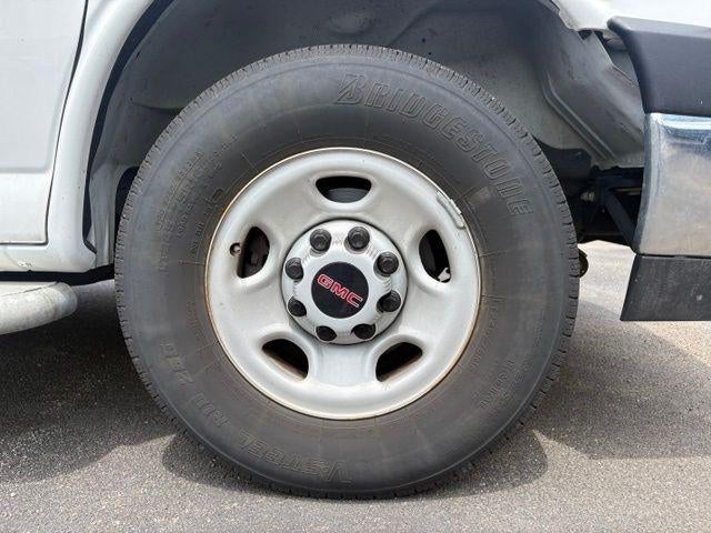 2024 GMC Savana Cargo 2500 Base