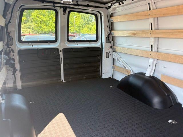2024 GMC Savana Cargo 2500 Base