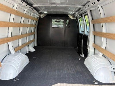 2025 GMC Savana Cargo Base