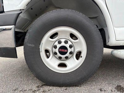 2024 GMC Savana Cargo 2500 Base
