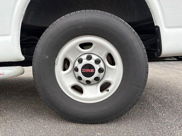 2024 GMC Savana Cargo 2500 Base