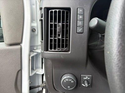 2024 GMC Savana Cargo 2500 Base