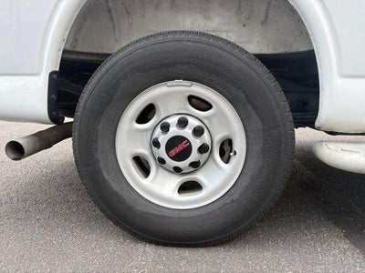 2025 GMC Savana Cargo Base