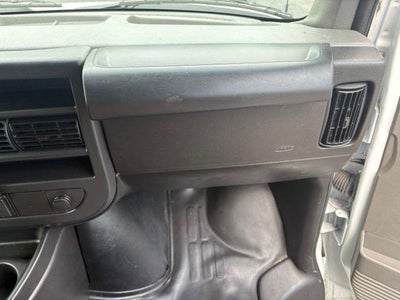 2025 GMC Savana Cargo Base