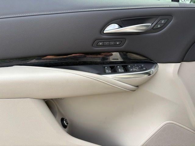 2023 Cadillac XT4 FWD Premium Luxury