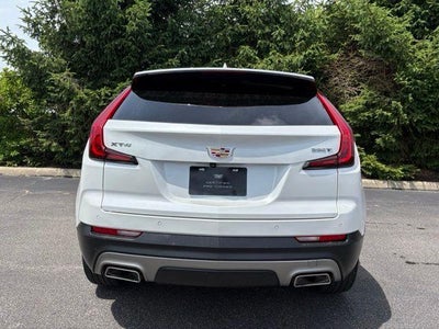 2023 Cadillac XT4 FWD Premium Luxury