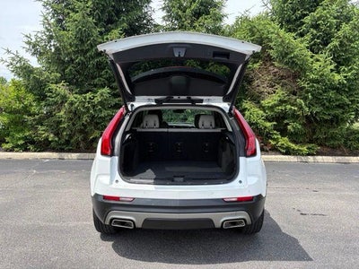 2023 Cadillac XT4 FWD Premium Luxury