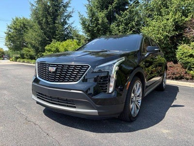 2023 Cadillac XT4 AWD Premium Luxury