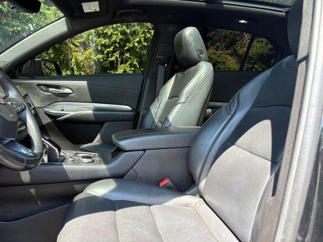 2023 Cadillac XT4 AWD Premium Luxury