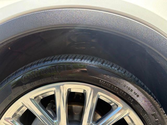2023 Cadillac XT4 AWD Premium Luxury