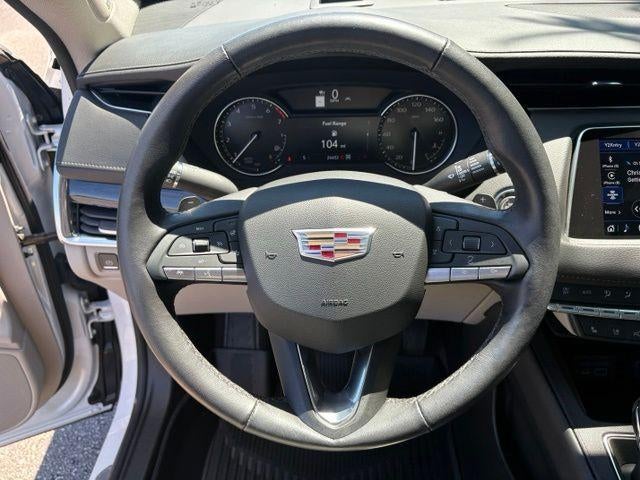 2023 Cadillac XT4 AWD Premium Luxury