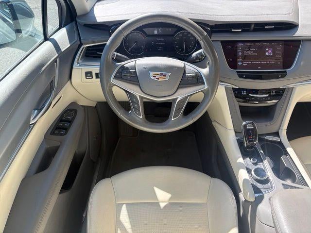 2024 Cadillac XT5 FWD Premium Luxury