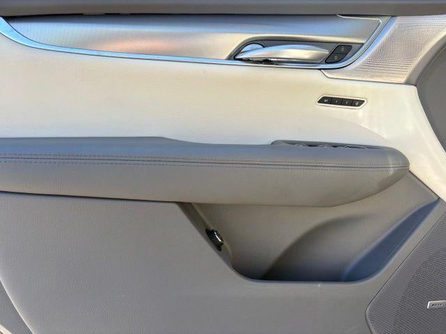 2024 Cadillac XT5 FWD Premium Luxury